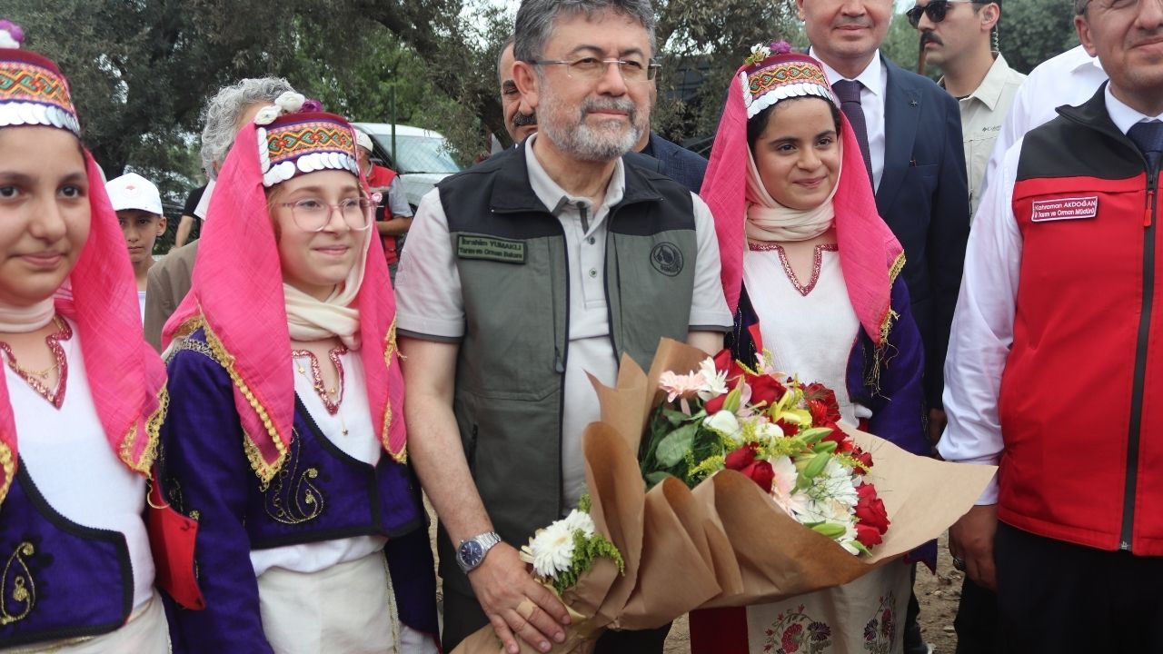 Bakan Yumaklı1