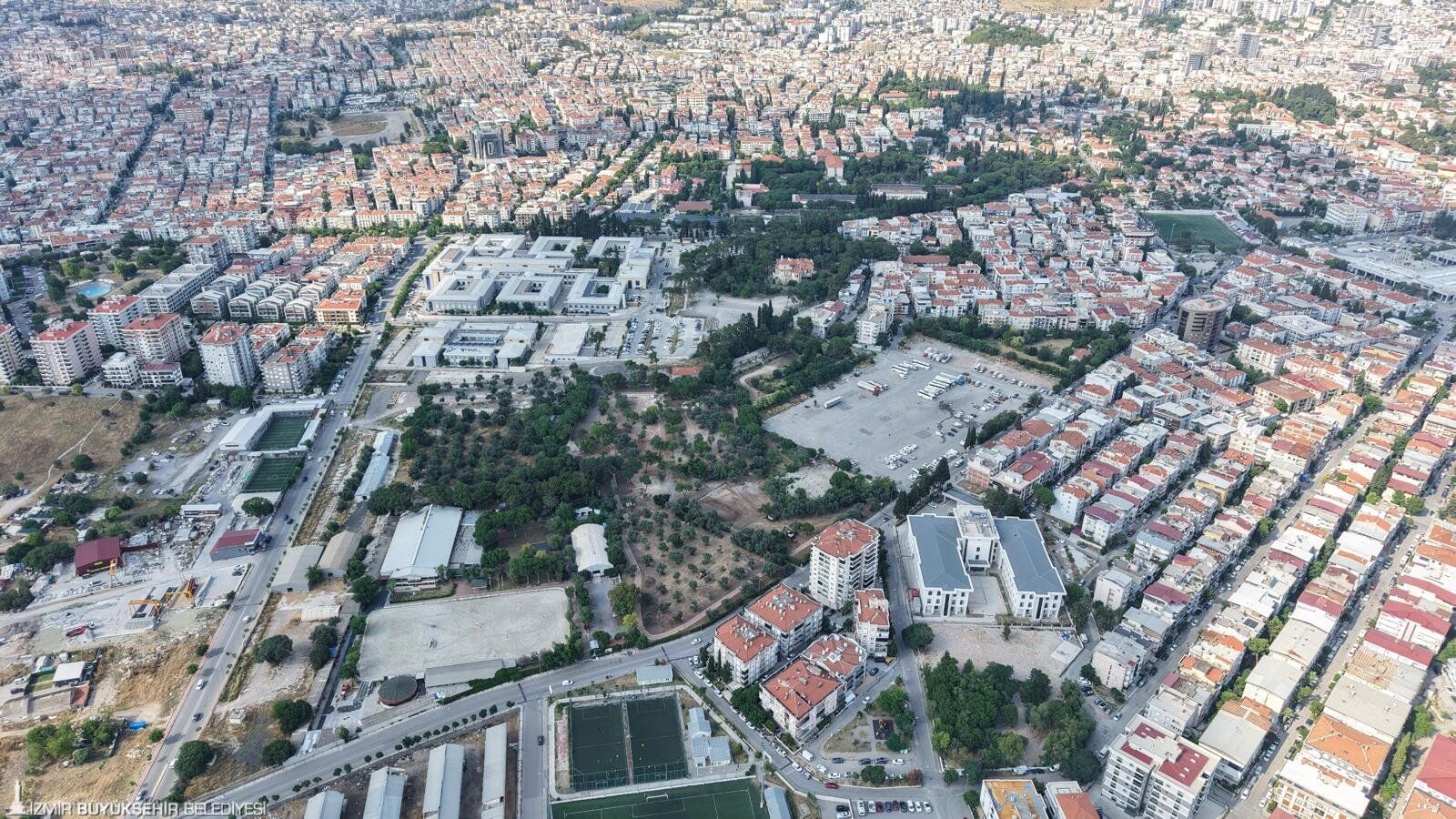 Buca’ya Dev Yeşil Alan Geliyor! Yıllardır Atıl Durumdaydı Eski Köşk Kent Parkına Dönüşüyor (2)