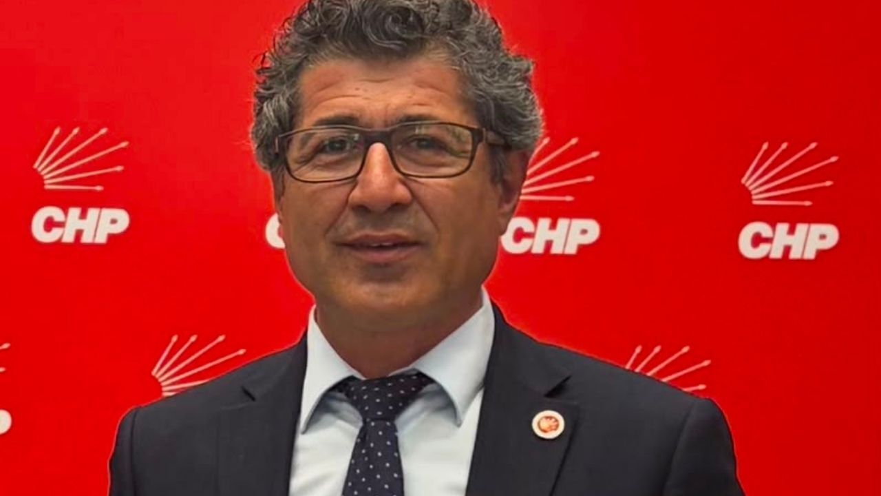 Chp İzmir'de Yeni Istifa! Ballıkaya'dan Cemil Tugay'a Destek (1)
