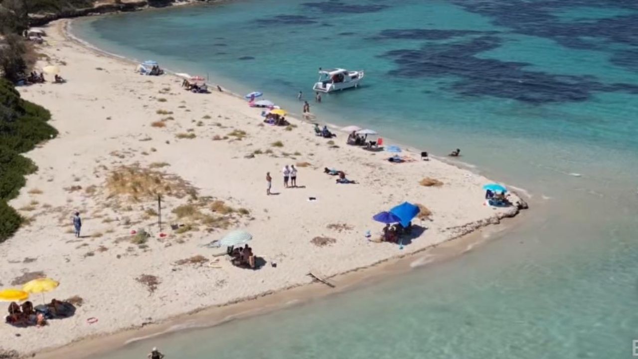 Garip Adası11