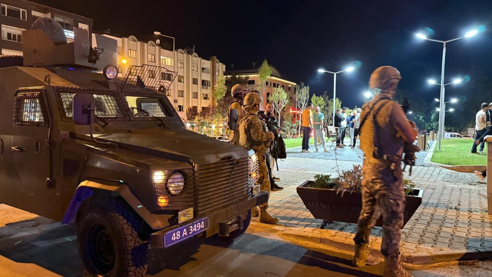 Güzellik Merkezinde Silahlı Kavga Polis Memuru Şehit Oldu (1)