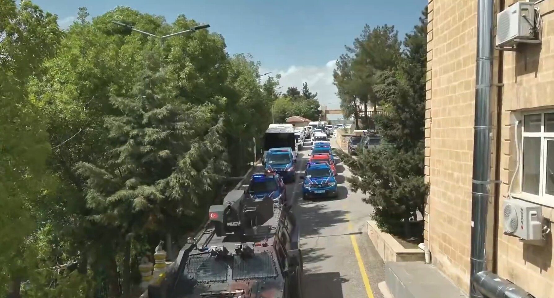 İzmir Dahil 15 Ilde Dev Bahis Operasyonu 32 Şüpheli Yakalandı