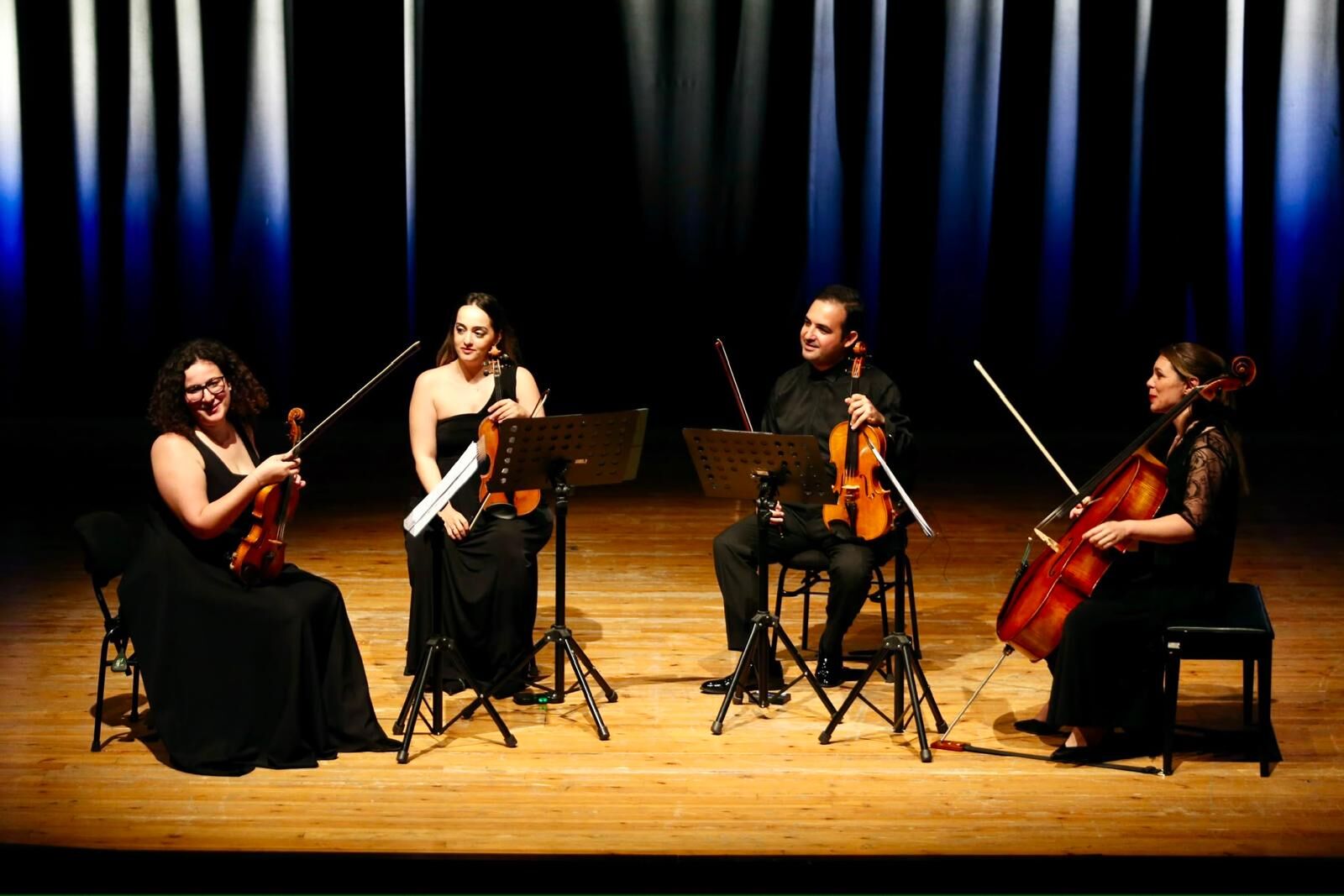 Koda’dan Unutulmaz Veda Gecesi! Mozart’tan Tangoya Uzanan Müzik Yolculuğu Büyüledi (2)