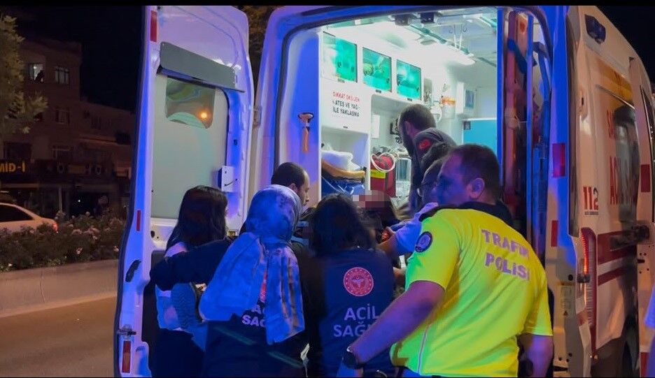 Makas Atan Kamyonet Faciaya Yol Açtı 18 Yaşındaki Genç Kız Hayatını Kaybetti (2)