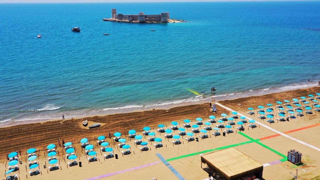 Mersin’de Hangi Plajlar Mavi Bayraklı Oldu İşte Ilçe Ilçe 2026 Ücretsiz, Kum Ve Ödüllü Plajlar (1)