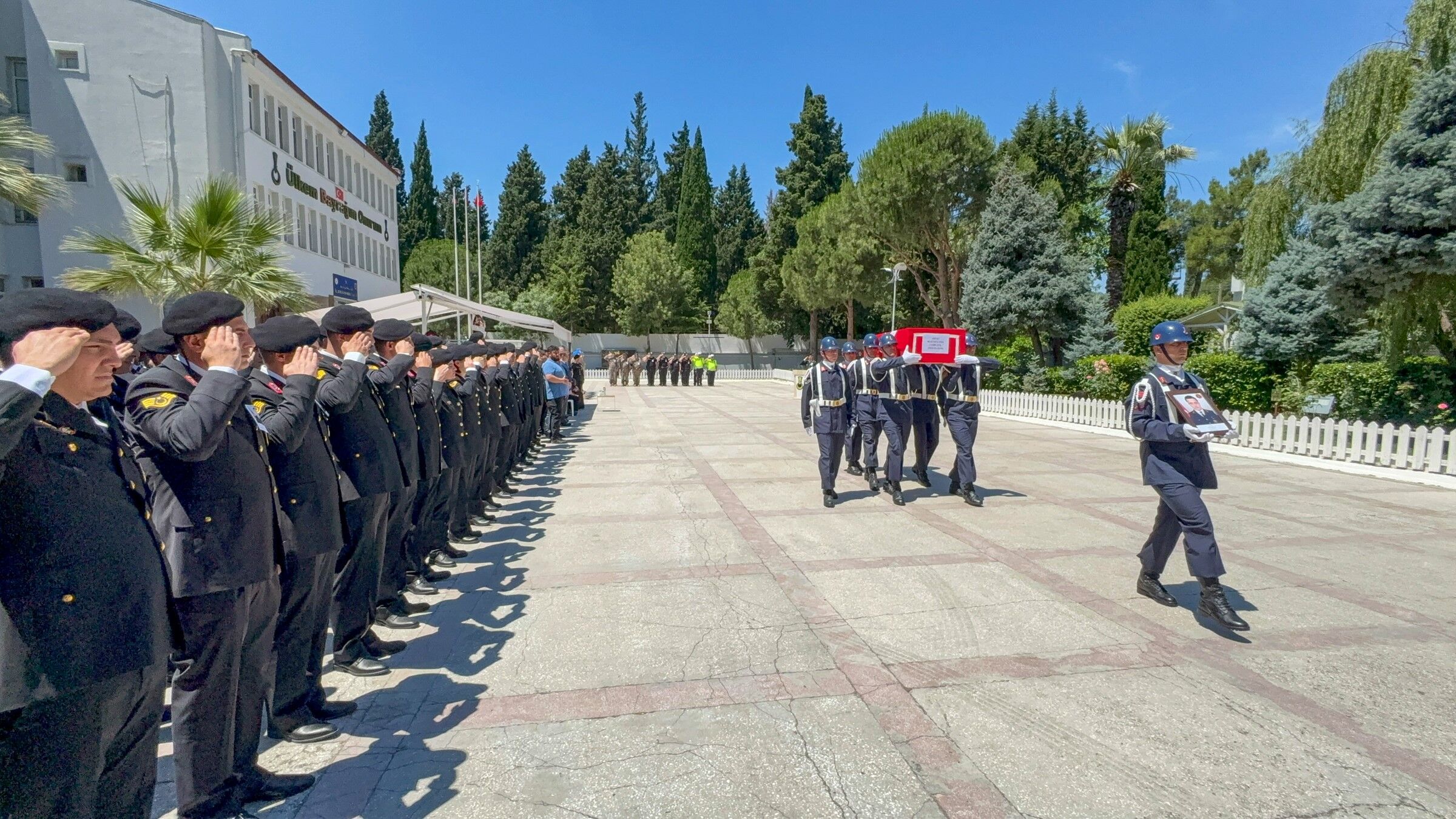 Nöbet Çıkışında Kaza Yapmıştı Jandarma Personeli Son Yolculuğuna Uğurlandı (1)