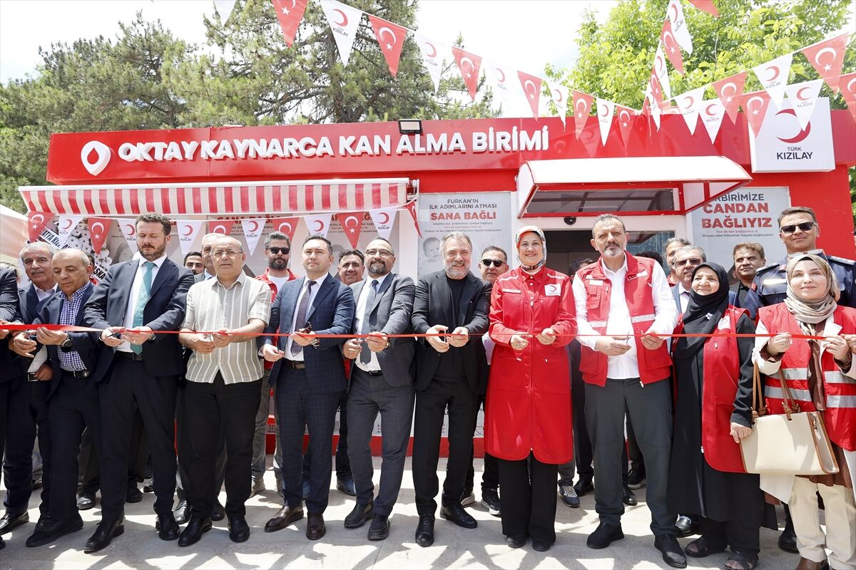 Oktay Kaynarca'nın Adı Kızılay Kan Alma Biriminde Yaşatılacak! (2)