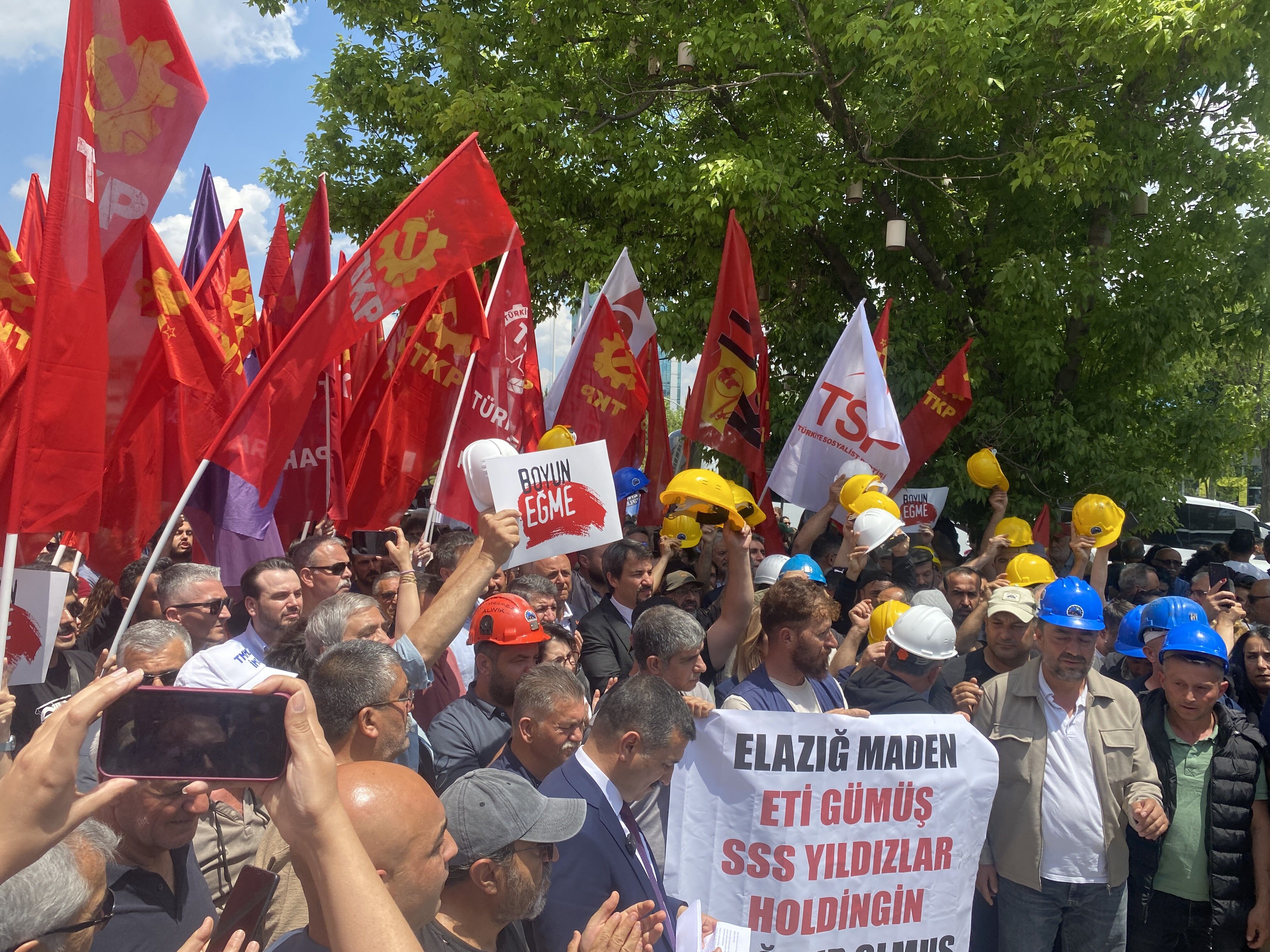 Özgür Özel “Üç Bakan Kefil Oldu, Verilen Söz Yerine Getirilmedi” (1)