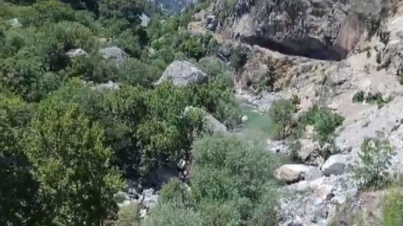 Serinlemek Için Girdiği Nehirde Akıntıya Kapıldı Arama Çalışmaları Sürüyor (2)