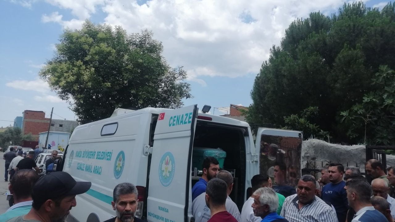 Yeni Evlenen Çiftin Mutluluğu Yarım Kaldı 12 Gün Sonra Hayatını Kaybetti (2)