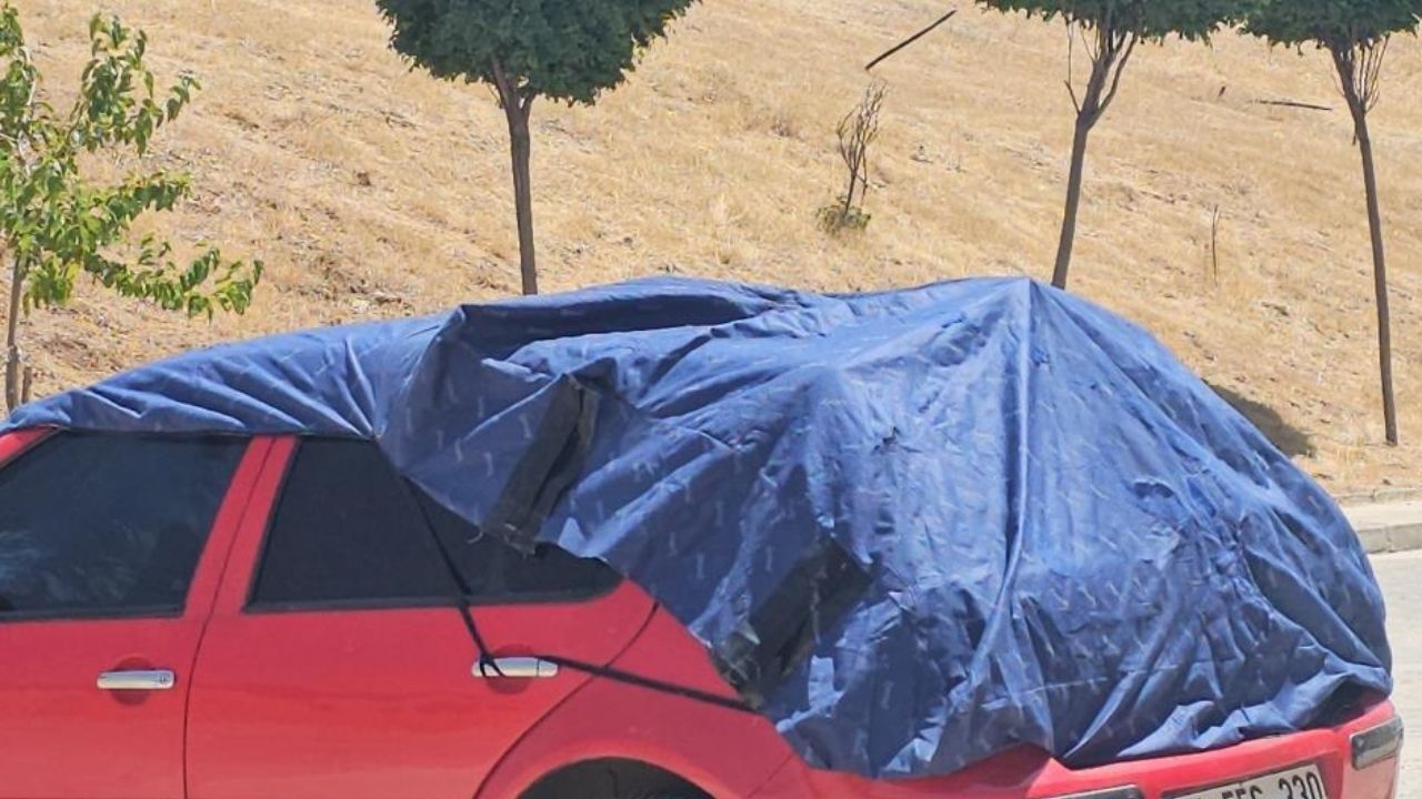 Aşırı Sıcaklar Yeni Önlemleri Beraberinde Getirdi! Araç Çadırı Kullanımı Yaygınlaşıyor (1)