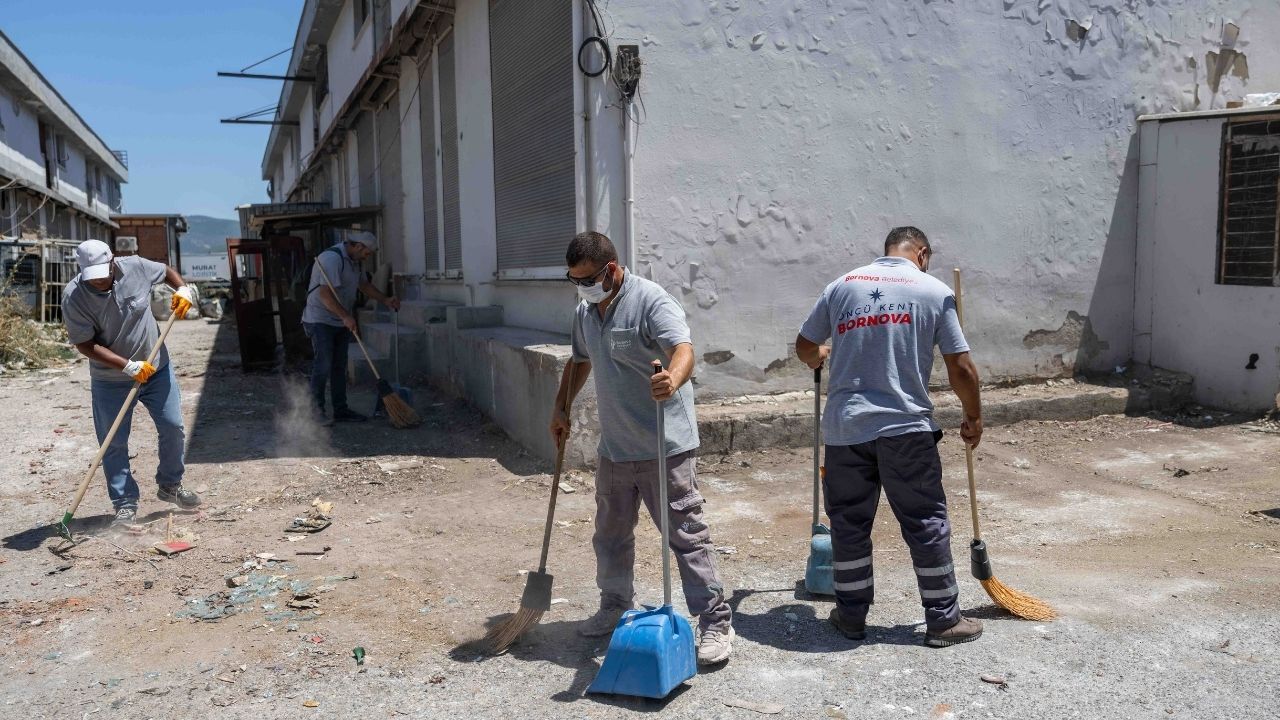 Bornova Belediyesi Özel Sistem Kurdu! Sanayi Atıkları Artık Geri Dönüşüme Gidecek (2)