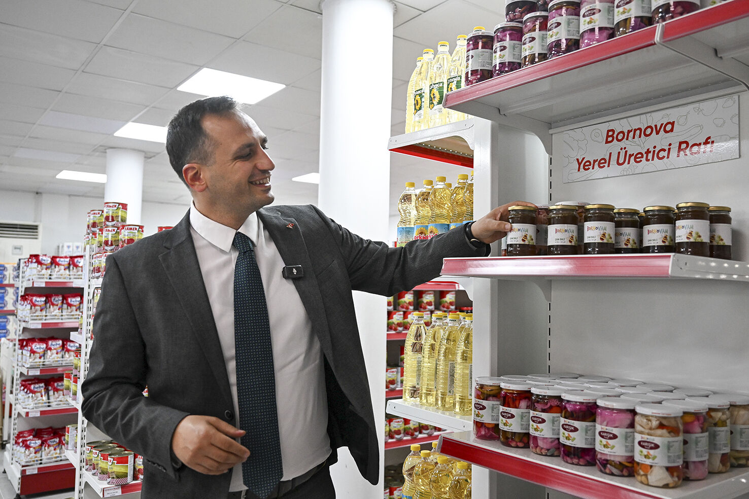 Bornova Belediyesi'nden Çiftçilere Kapsamlı Tarım Desteği! (1)