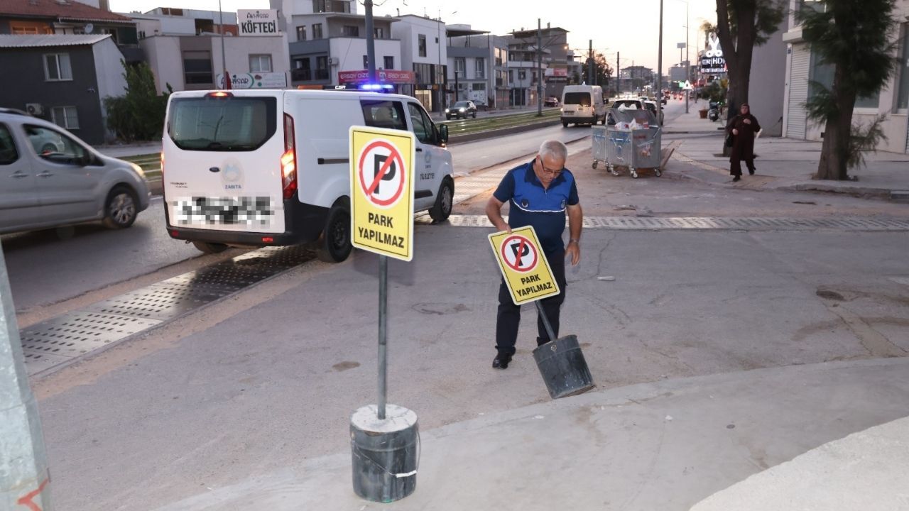Çiğli’de Kaldırım Işgallerine Müdahale Zabıta Ekipleri Sahada (2)