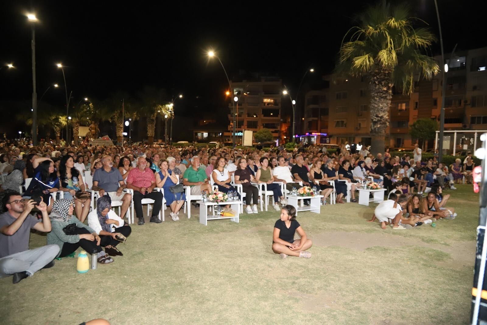 Dikili'de Yaz Akşamları Sanatla Renklendi Dört Gün Süren Kültür Şöleni Tamamlandı (3)