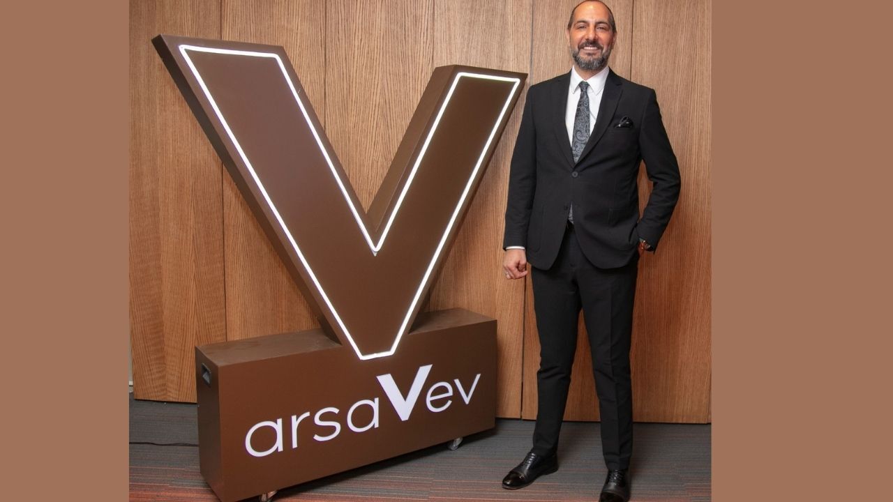 Izmir Arsaev