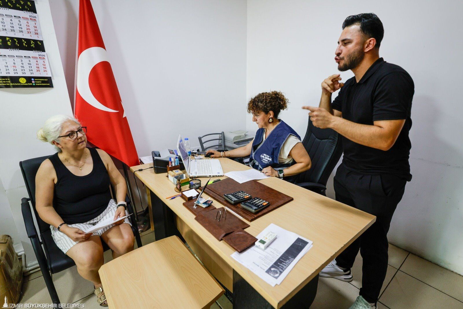 İzmir Büyükşehir'den Engelli Vatandaşlara Destek Ücretsiz Işitme Cihazı Desteği Geliyor (2)