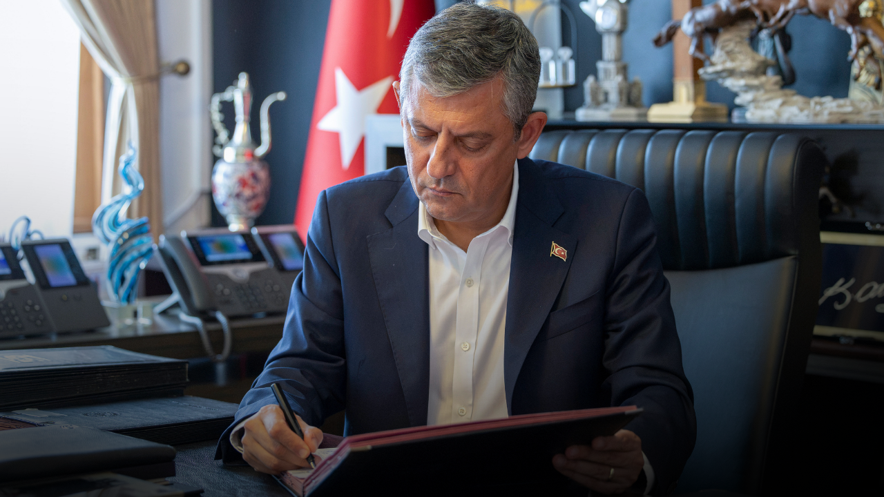 Izmirde 9 Vekil Istifa Etti Yeni Partiye Katilacak Isimler Belli Oldu 2