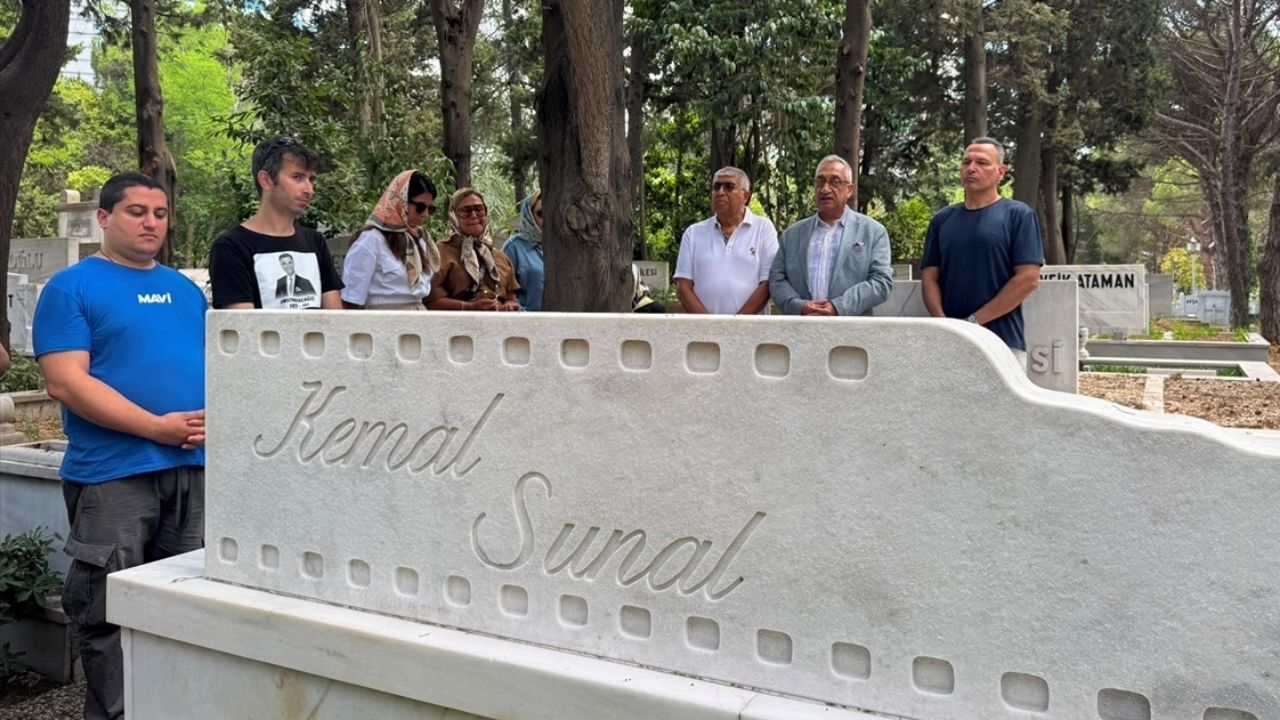 Kemal Sunal Anma