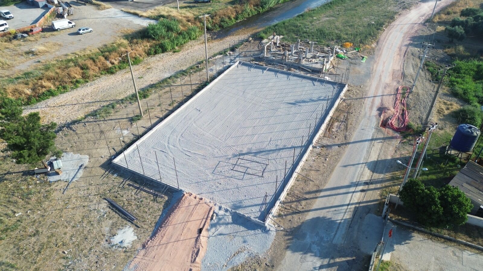 Kemalpaşa'nın Dört Bir Yanında Yeni Projeler Yükseliyor! Belediye Tüm Borçlarını Sıfırladı (1)