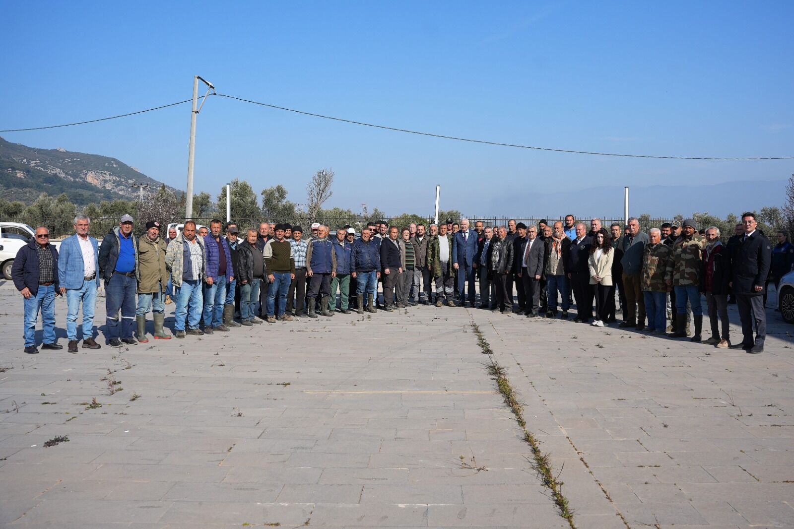 Kemalpaşa'nın Dört Bir Yanında Yeni Projeler Yükseliyor! Belediye Tüm Borçlarını Sıfırladı (3)