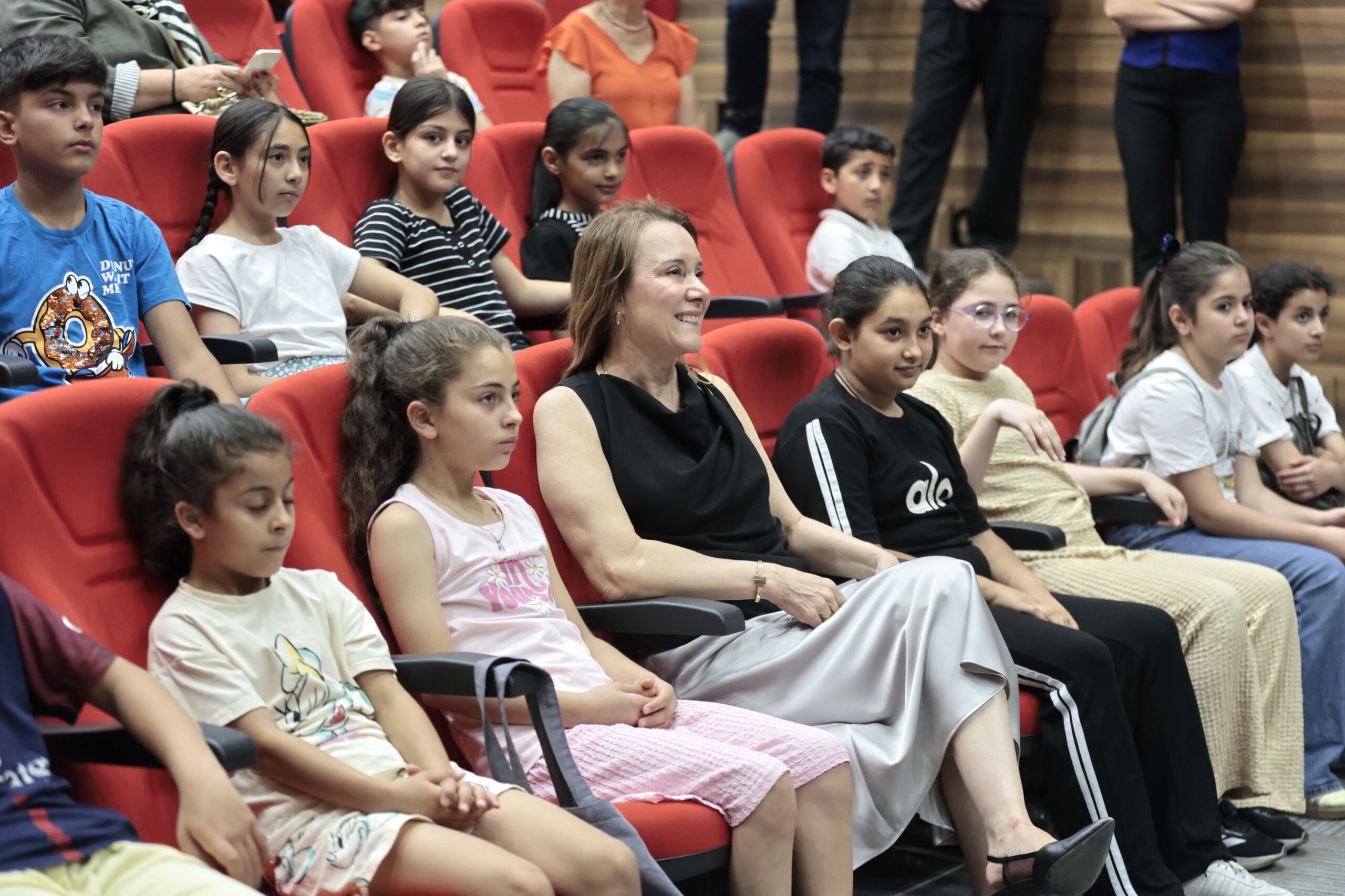 Konak'ta Yaz Etkinlikleri Başladı! Çocuklar Hem Eğleniyor Hem Öğreniyor (1)