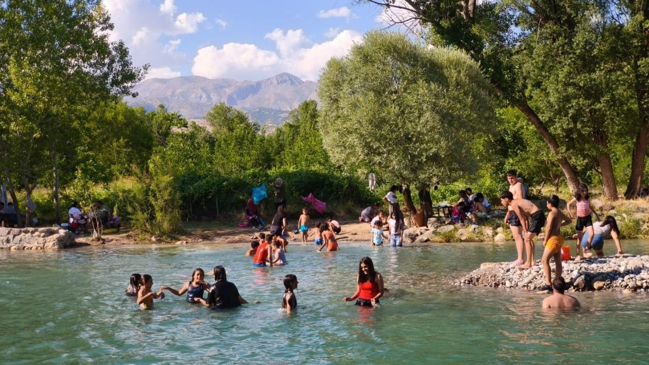 Serin Suyuna Karpuzunu Koyup, Pikniğin Tadını Çıkarabileceğiniz O Rota! Hem Ücretsiz Hem De Suyu Tertemiz (3)