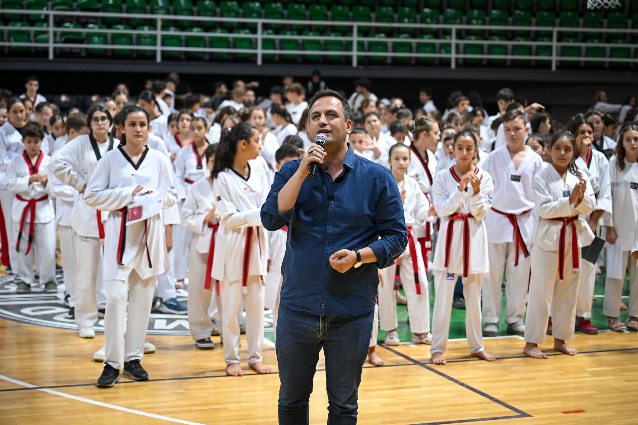 Siyah Kuşak Heyecanı Bornova'da Yaşandı! 600 Sporcu Ter Döktü (1)