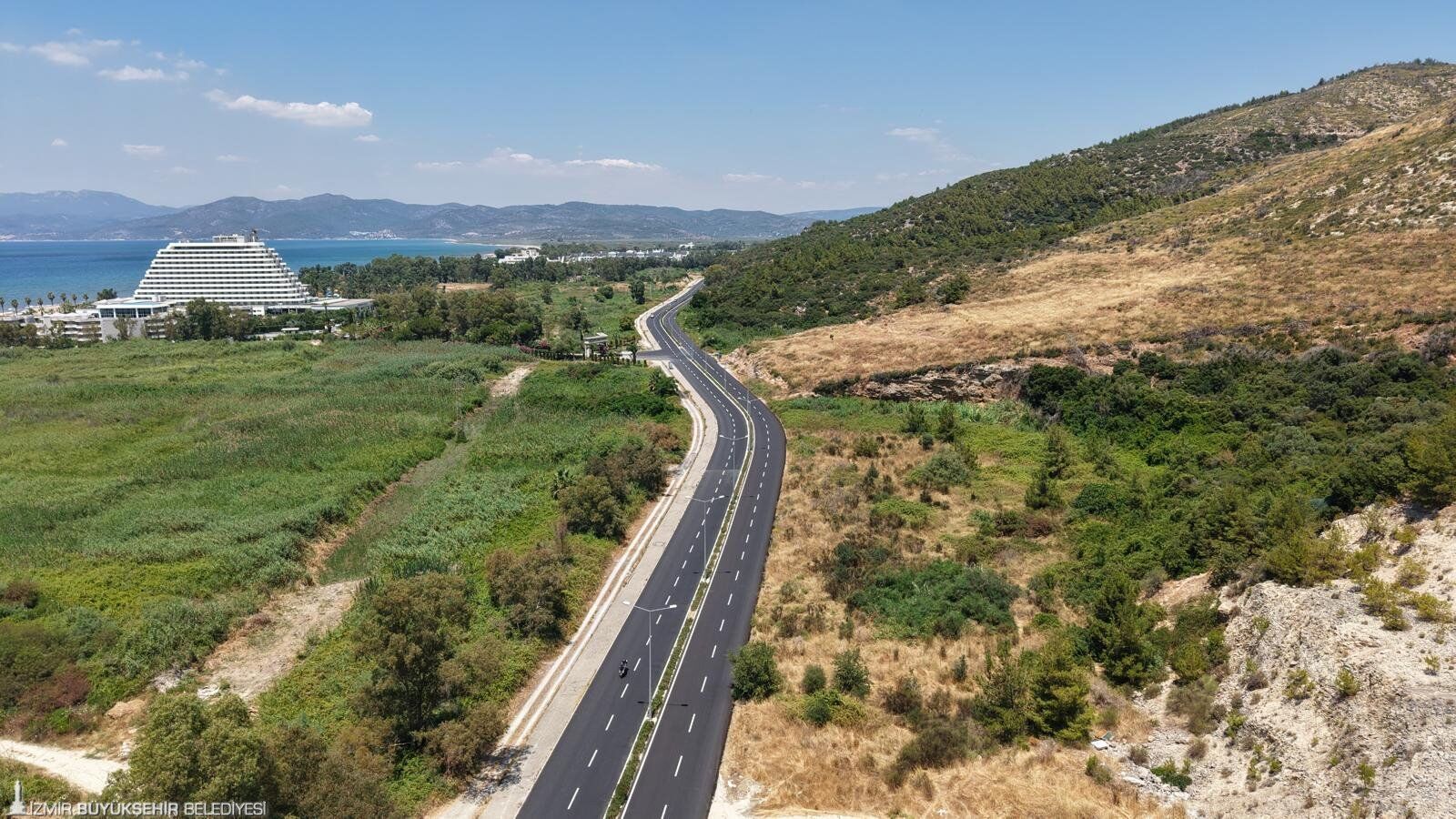 Yıllardır Şikayet Konusuydu İzmir'de Sürücülerin Kaçındığı Bu Yol Yenilendi! (2)