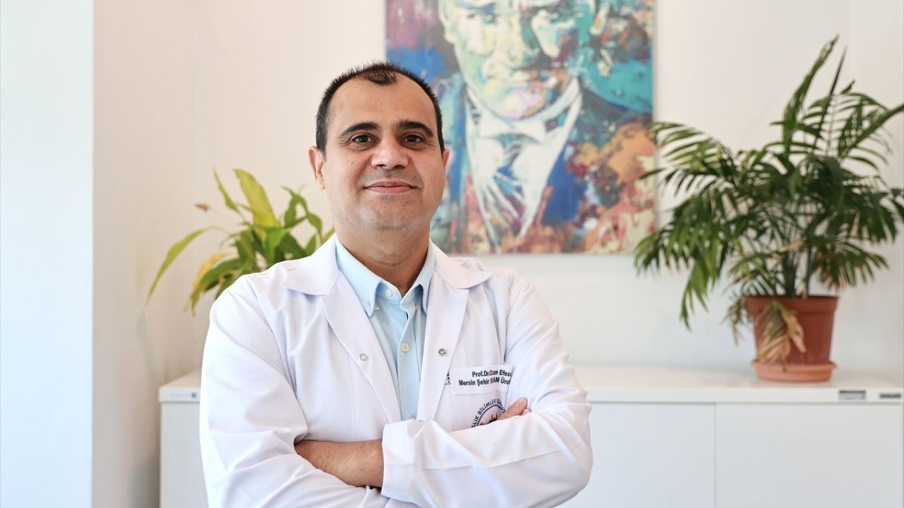 “Canım Su Istemiyor” Diyenler Dikkat! Uzmanı Uyarıyor İdrarınız Bu Renkteyse Beklemeyin (1)