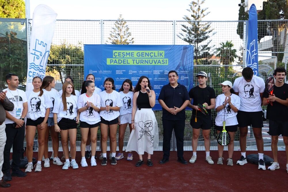 Çeşme'de Spor Severlere Müjde! Yeni Padel Kortu Açıldı (2)