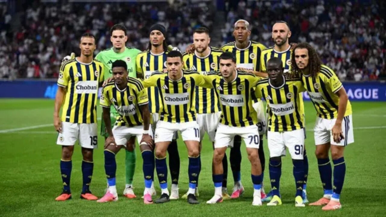 Kadıköy'de Şampiyonlar Ligi gecesi! Fenerbahçe - Roma maçı ne zaman, saat kaçta ve hangi kanalda?