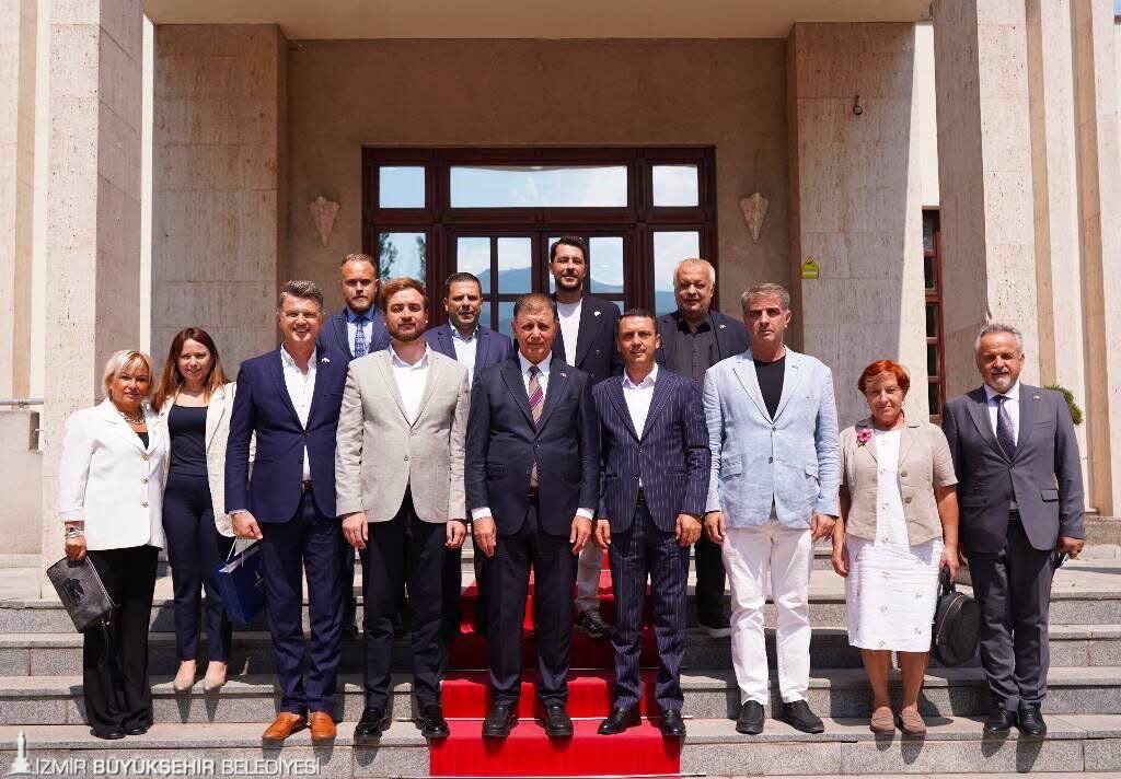 İzmir Kosova Ilişkilerinde Yeni Adım! 2