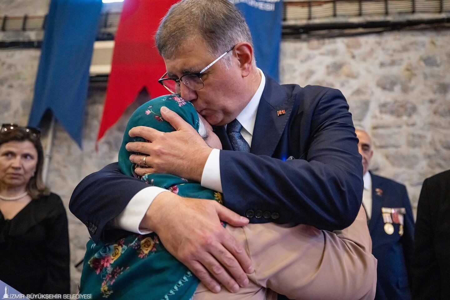 İzmir’de Emeklilere Müjde! Kira Ve Alışveriş Desteği Yükseliyor (2)
