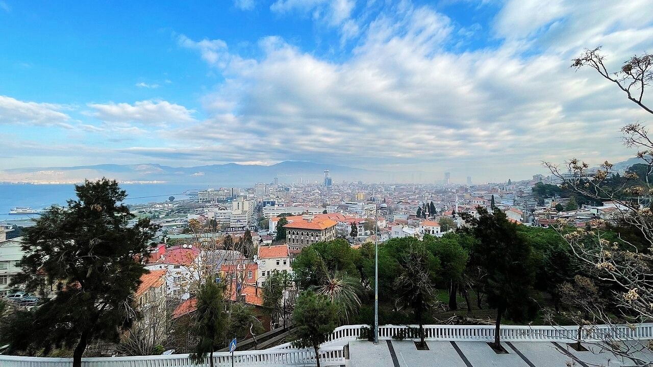 İzmir'de Fotoğraf Çekilecek En Güzel 6 Rota Belli Oldu! Şehirden Çok Uzak Değil Özel Günlerin Kurtarıcı Noktaları (3)