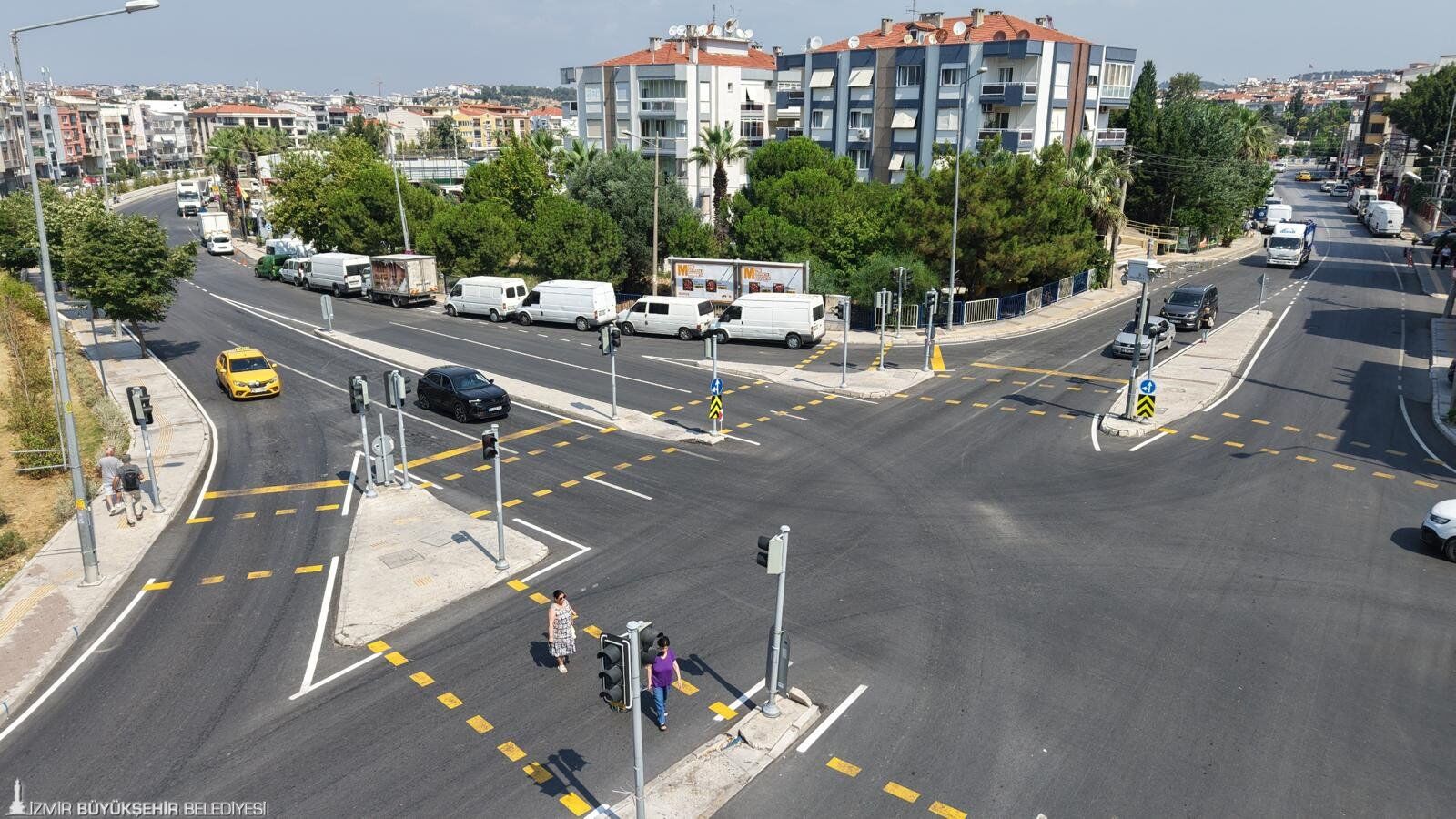 İzmir’in Ilçelerinde Yollar Yenileniyor 120 Noktada Yenileme Tamamlandı (2)
