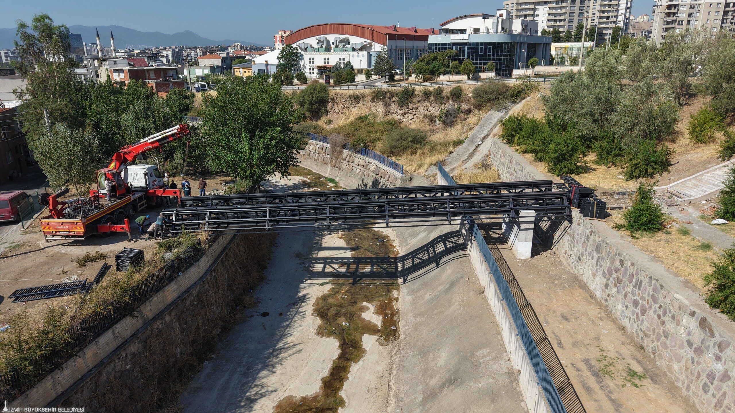 Karşıyaka’ya Köprü Geliyor 10 Dakikalık Yol 1 Dakikaya Inecek (1)