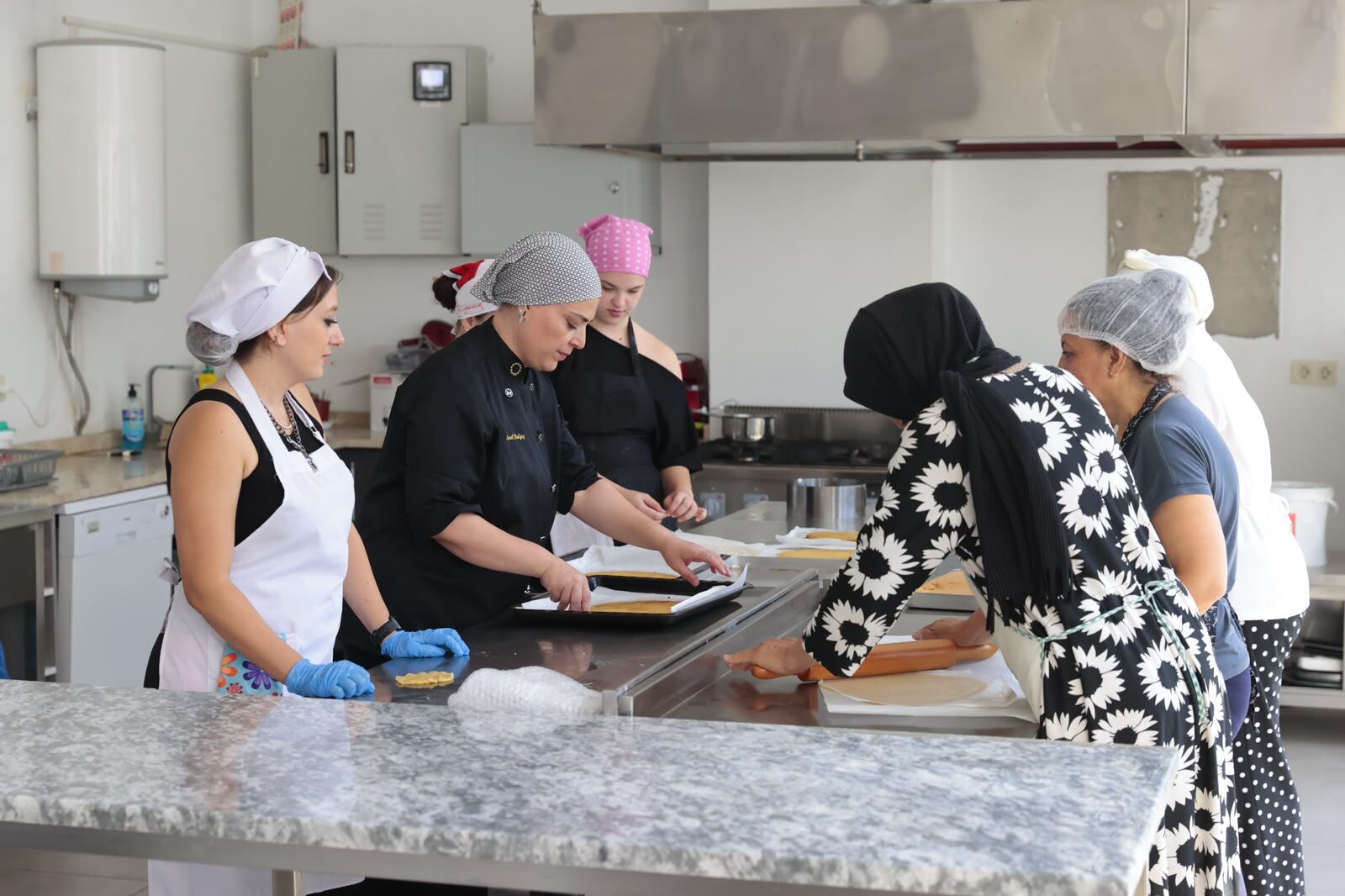 Konaklı Kadınlar Mutfakta Hünerlerini Geliştiriyor Üçüncü Dönem Kayıtları Başladı (2)