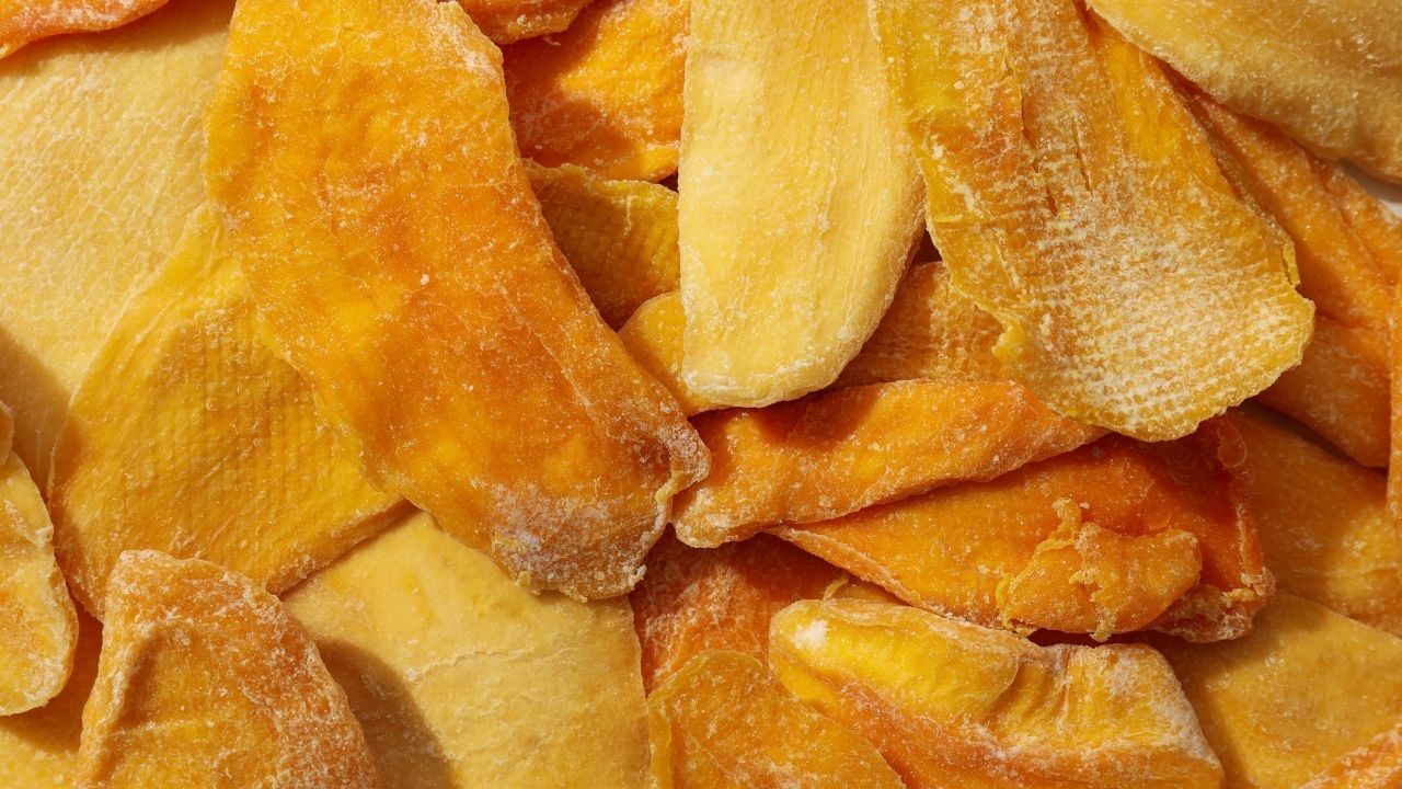 Mango Kurusunu Böyle Hazırlayanlar Bir Daha Hazır Paket Almıyor! Yazın Yapan Kışın Da Tüketiyor (1)
