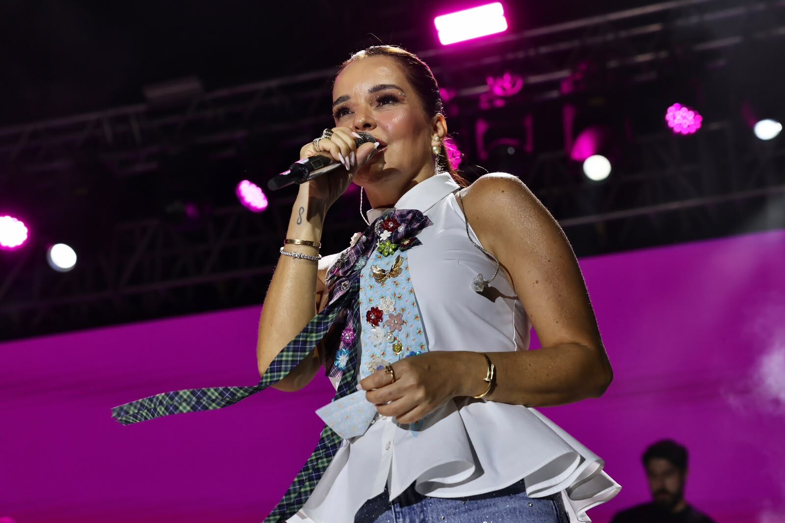 Menemen’de İncir Festivali Binlerce Kişiyi Buluşturdu! Ünlü Isimler Sahne Aldı (2)