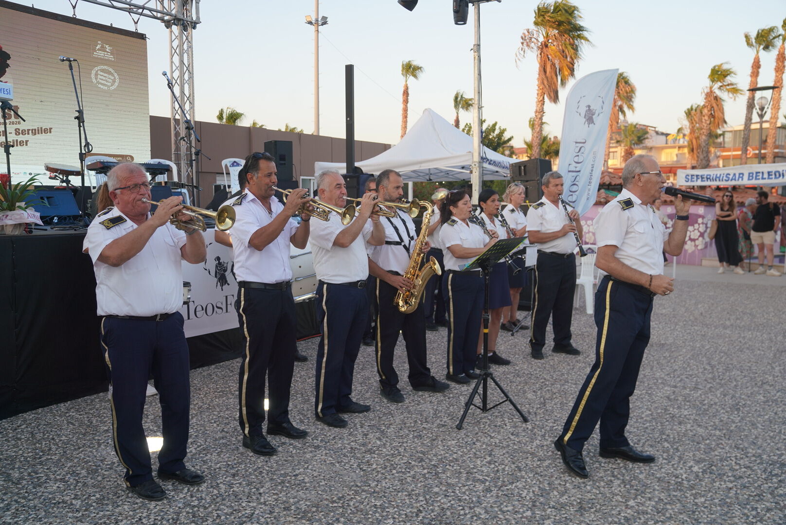 Seferihisar’da Kültür Ve Sanat Haftası Başladı Teosfest Kapılarını Açtı (1)