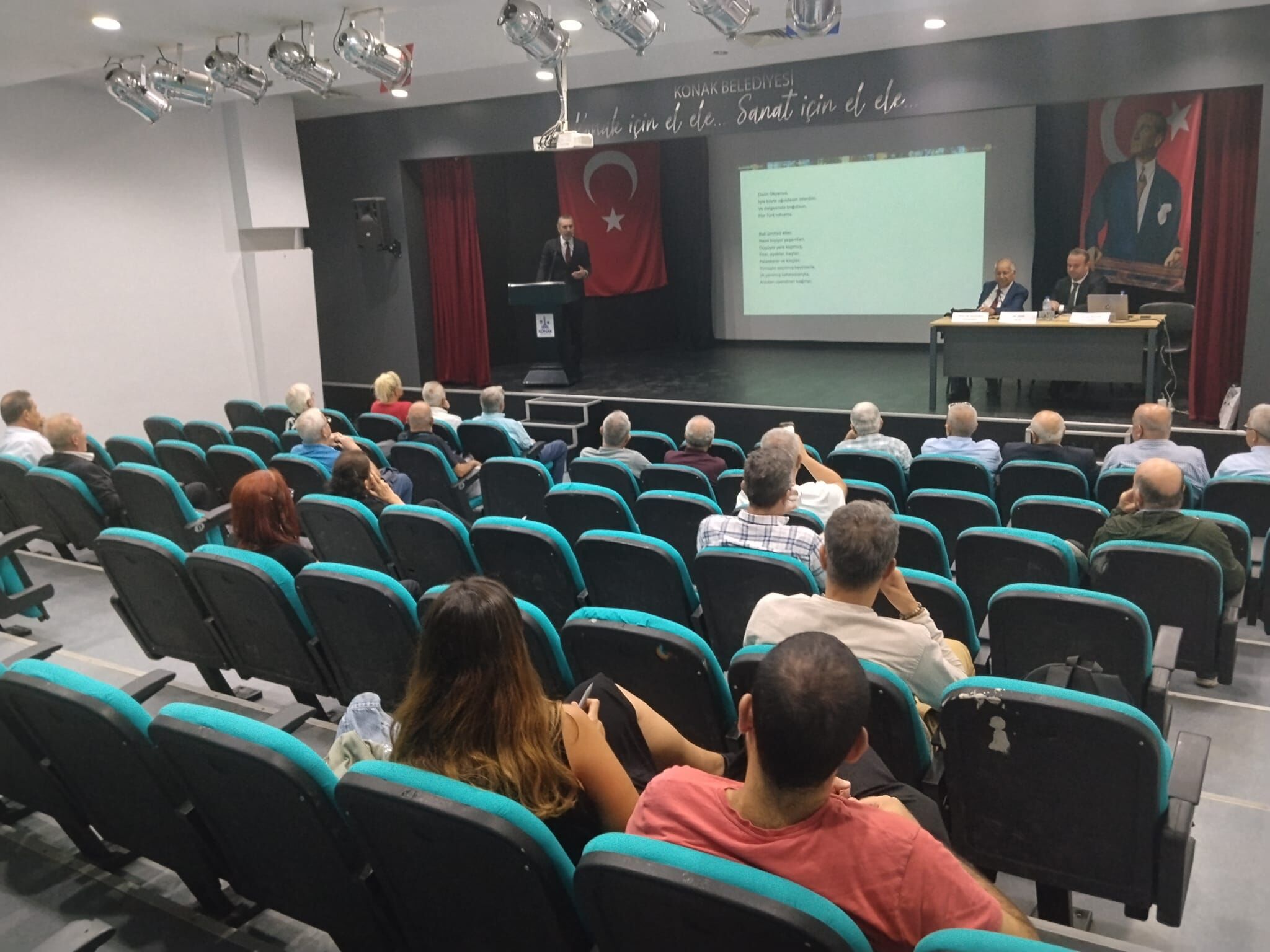 205 Yıllık Acı İzmir’de Anıldı! Mora Katliamı Için Türk Bayraklarıyla Buluştular (3)