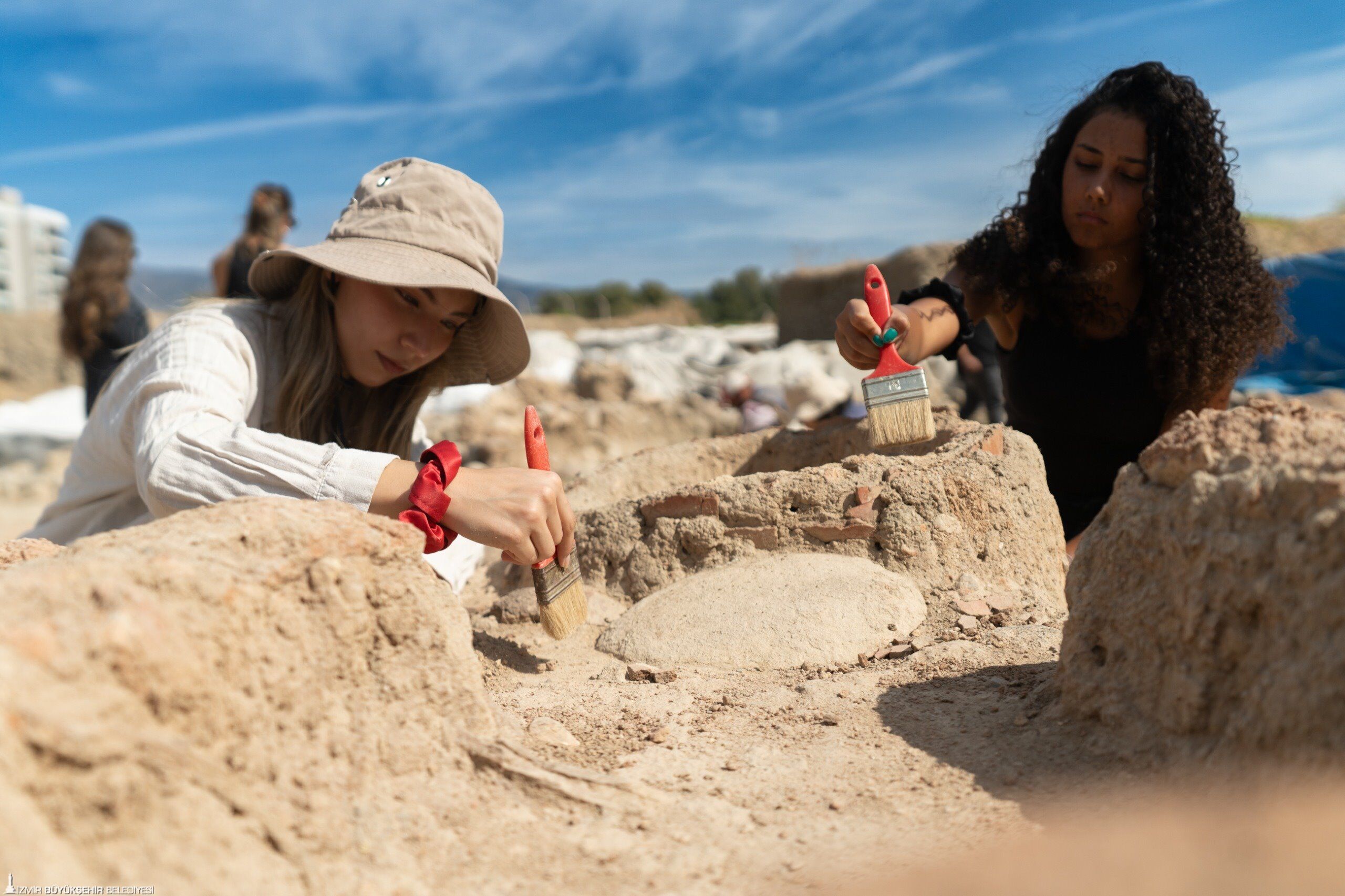 8 Bin 500 Yıl Önce İzmir’de Hayat Nasıldı Yeşilova Höyüğü’nden Yeni Bulgular Şaşırttı (1)