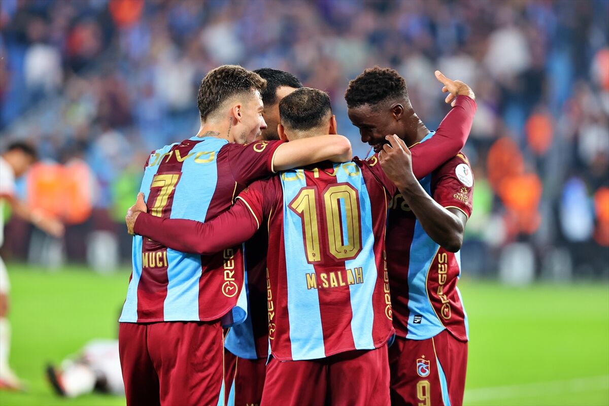 Trabzonspor'dan Galatasaray'a 4 gollü şok!