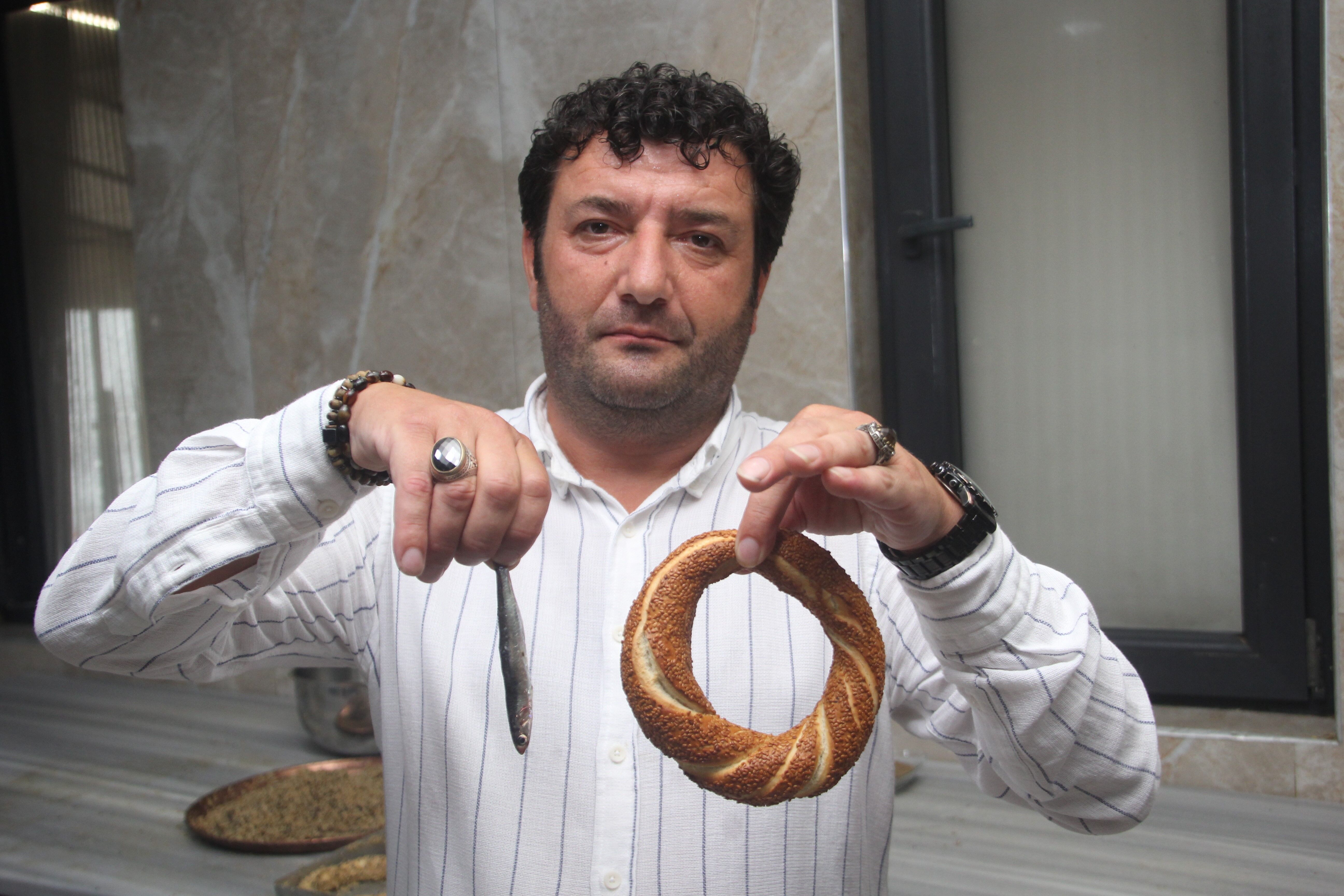 Alışılmışın dışına çıktı: Hamsi ve simidi aynı lezzette buluşturdu