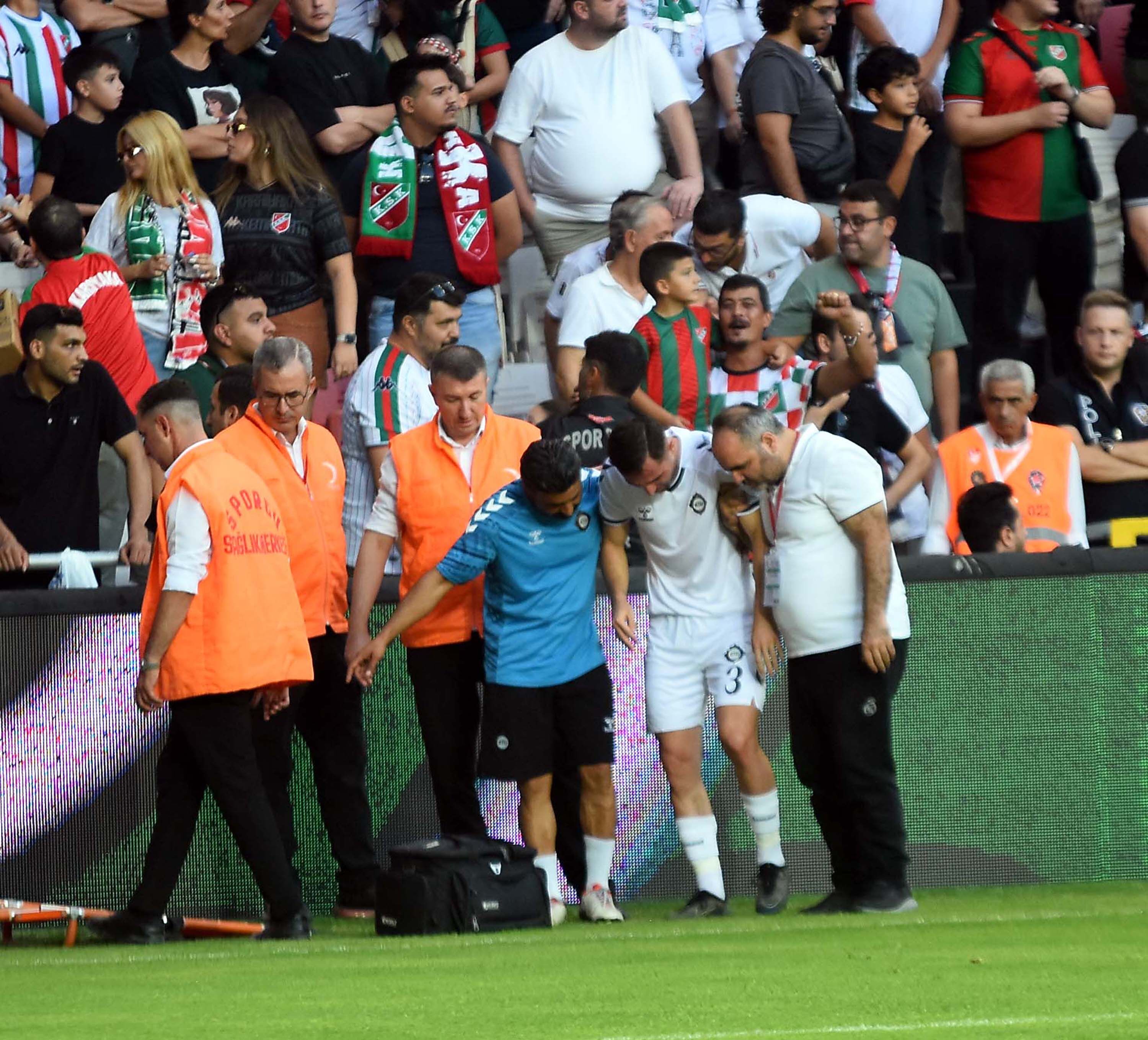 Altay’a Derbi Öncesi Kötü Haber! Genç Futbolcu Sezonu Kapattı (2)