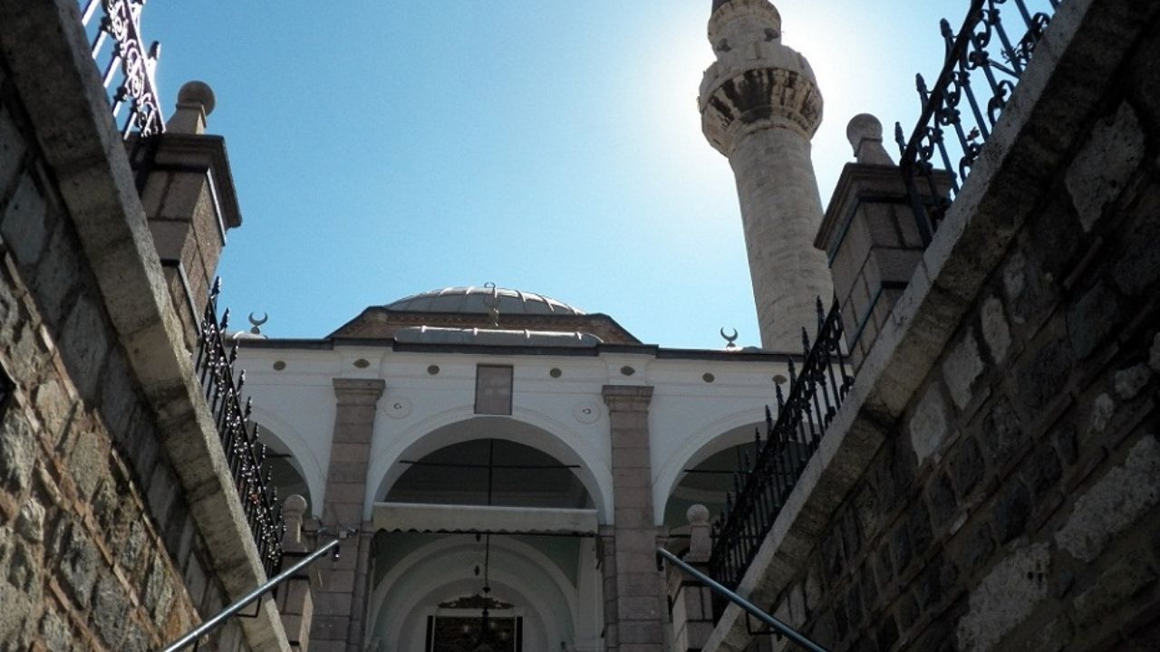 Başdurak Camiii
