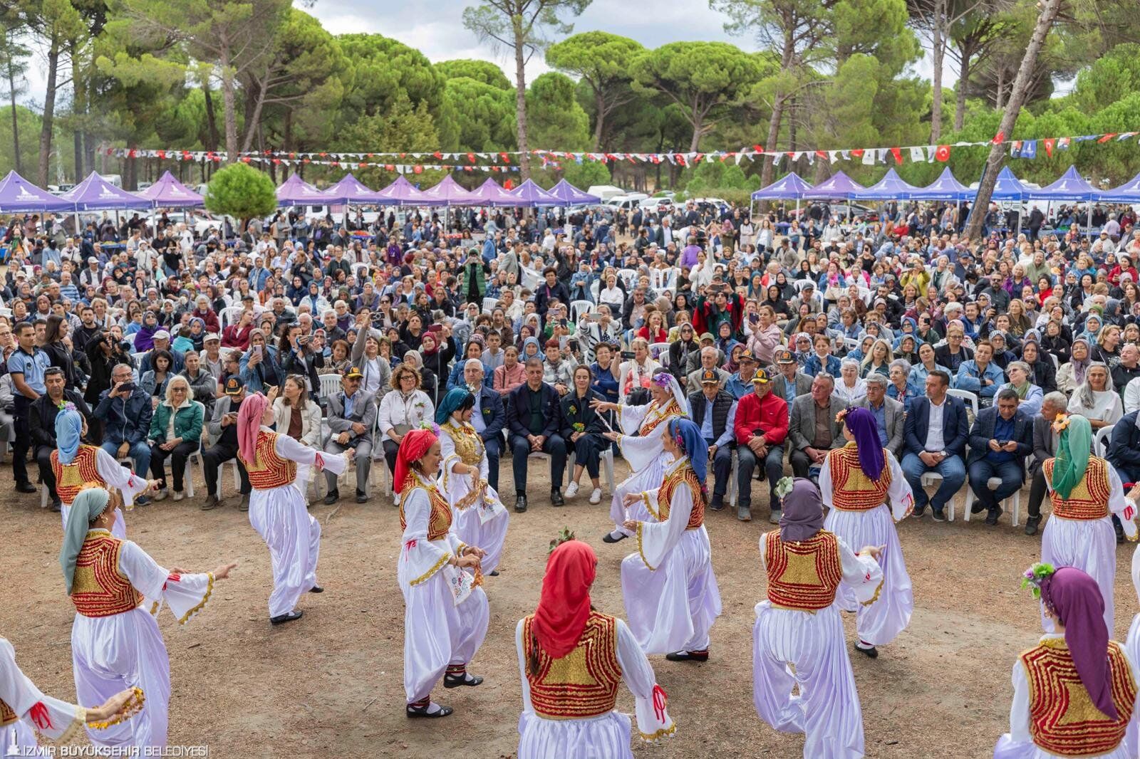Başkan Tugay Bergama'da Duyurdu Gelecek Yıl Daha Kapsamlı Düzenlenecek (3)