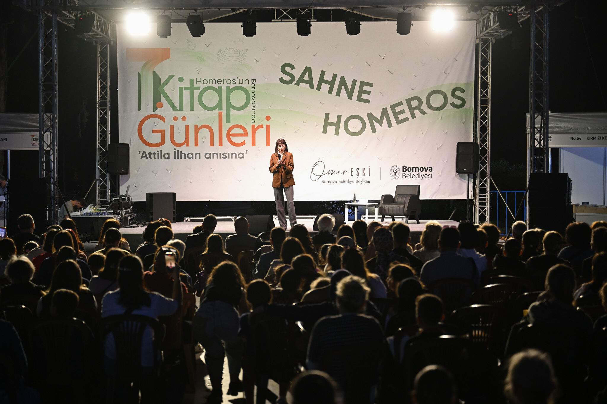 Bornova’da Kitap Şöleni Başladı İşte Etkinlik Takvimi (2)