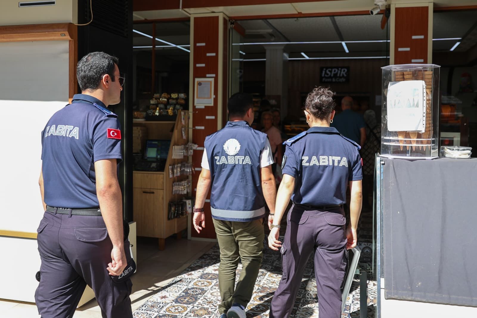 Buca’da Fırınlara Sıkı Denetim Ruhsat, Hijyen Ve Gramajlar Tek Tek Incelendi (2)